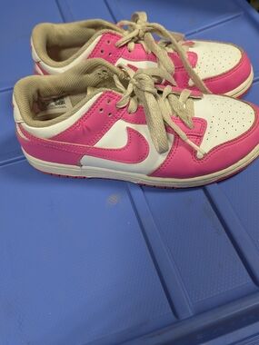Nike Kids Pink and White Low-Top Sneakers